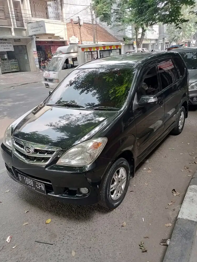 Daihatsu Xenia 2011 Bensin