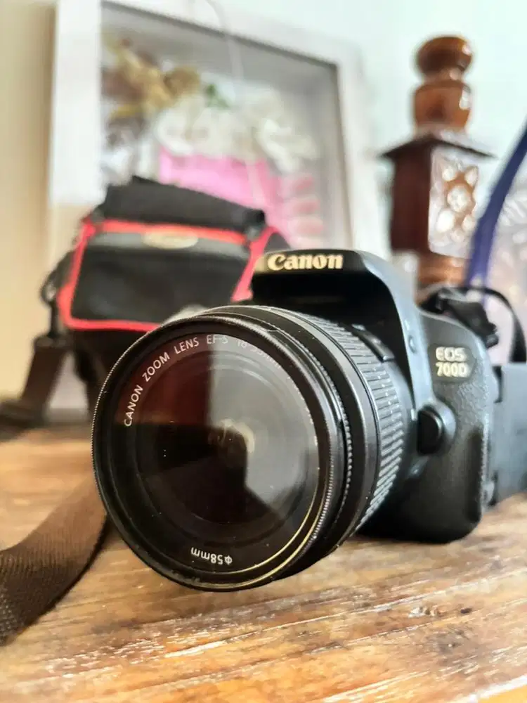 Kamera CANON DSLR 700d