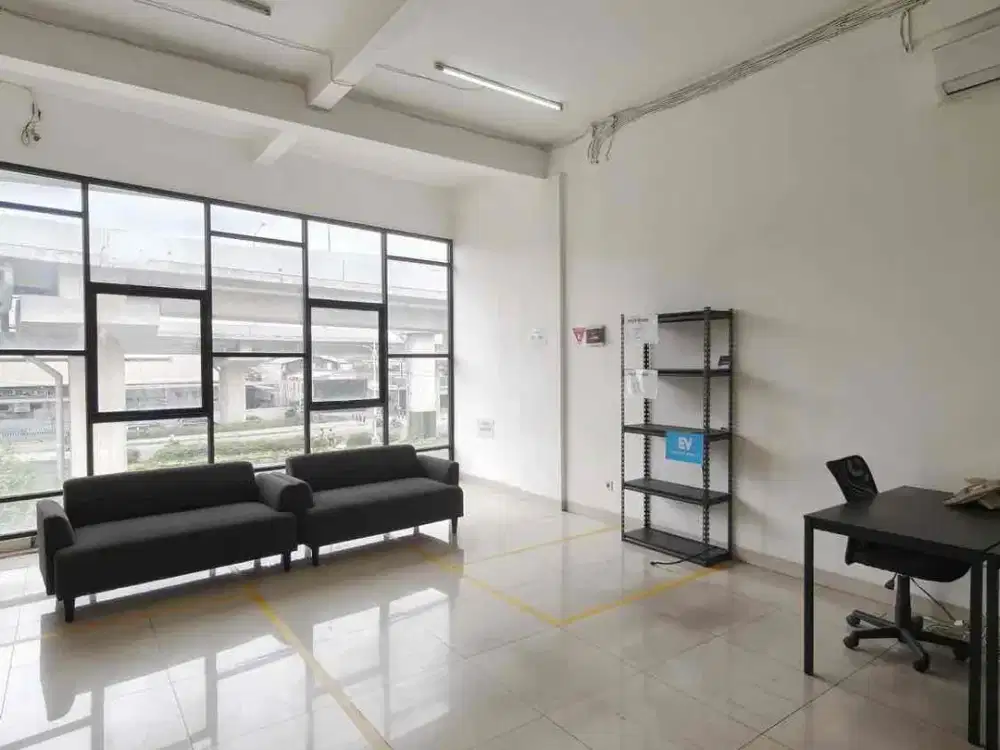 Ruko Gandeng Siap Pakai di Cakung Jakarta Timur