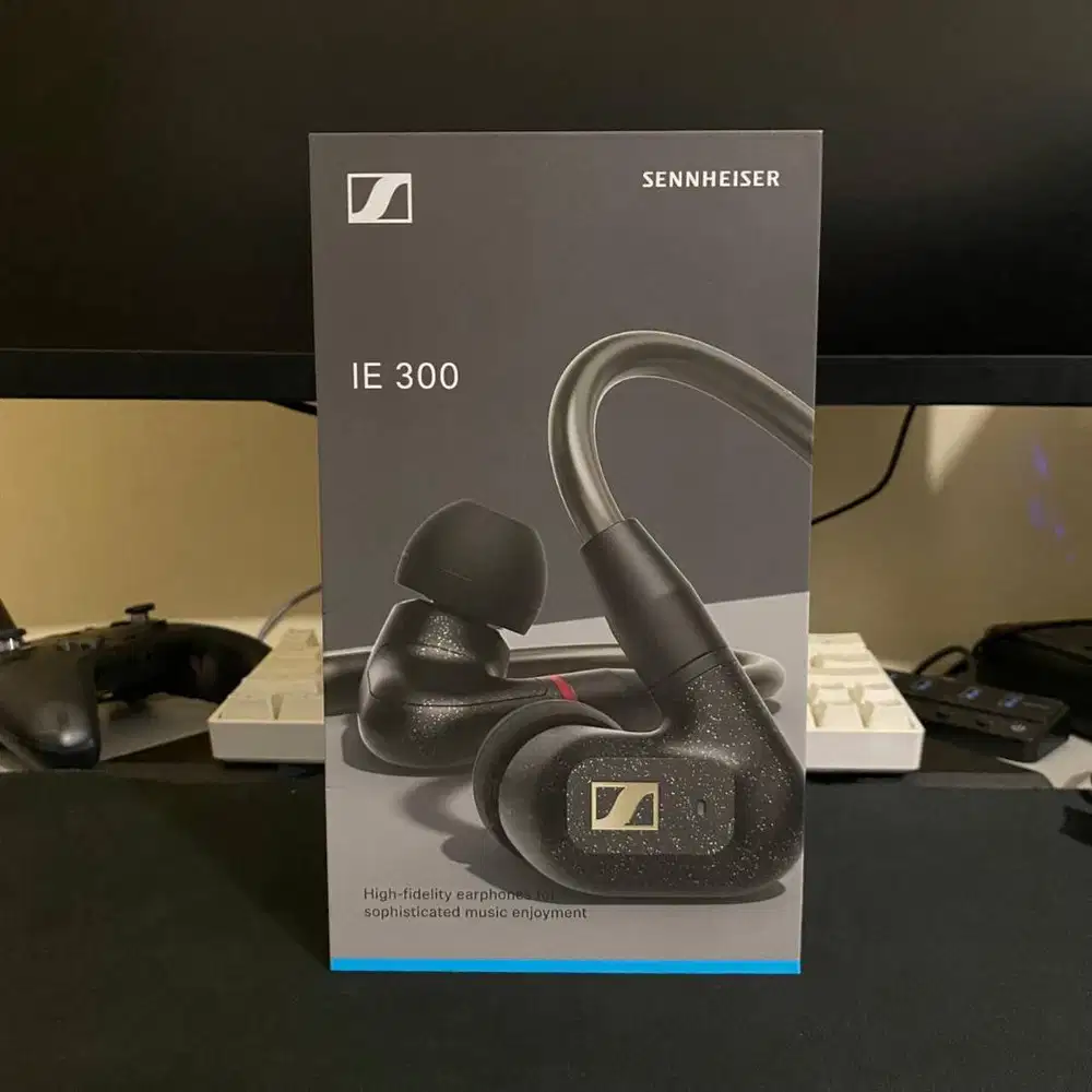 SENNHEISER IE300 ORIGINAL NEW SEGEL BNIB