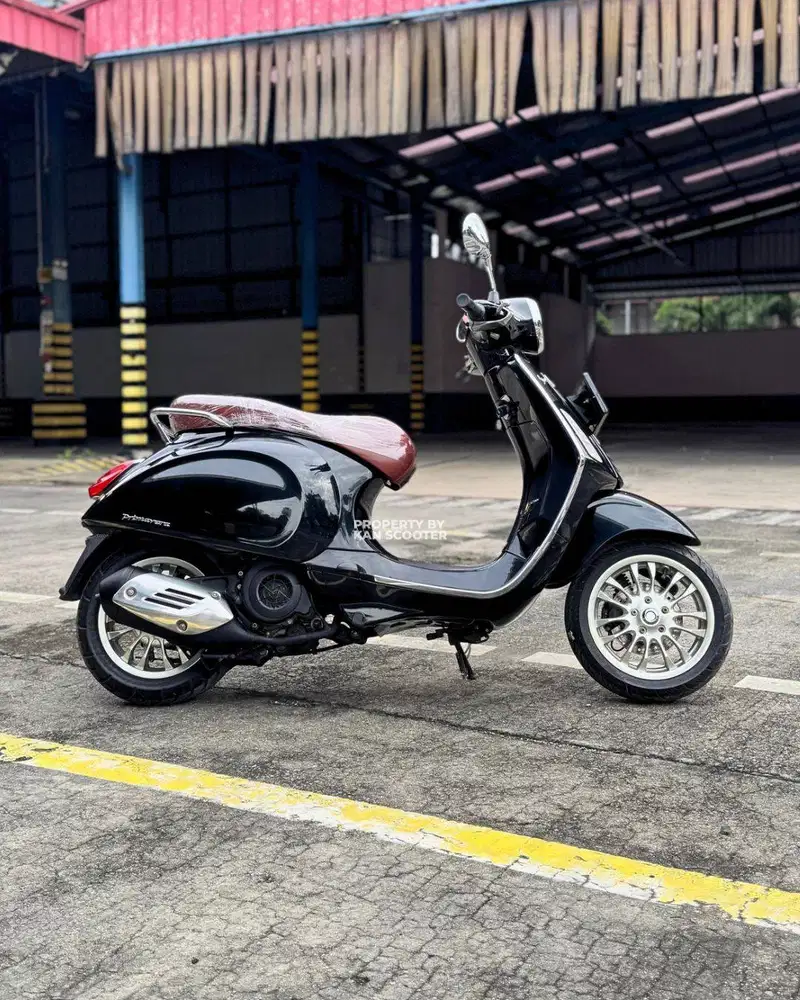 JUAL MURAH VESPA PRIMAVERA 150 3V 2014 MULUS