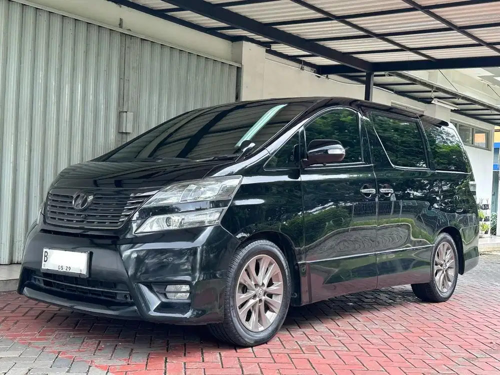 CASH TOYOTA VELLFIRE Z AUDIOLESS 2010