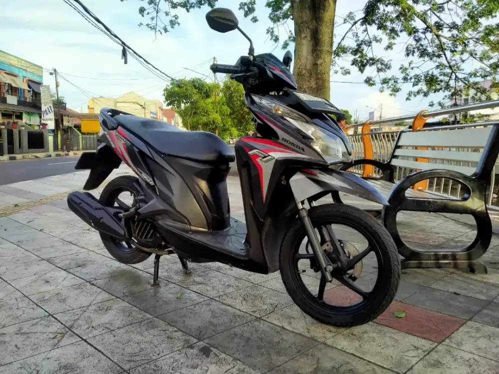 Honda Vario 125 Kzr 2014 B DKI bisa TT
