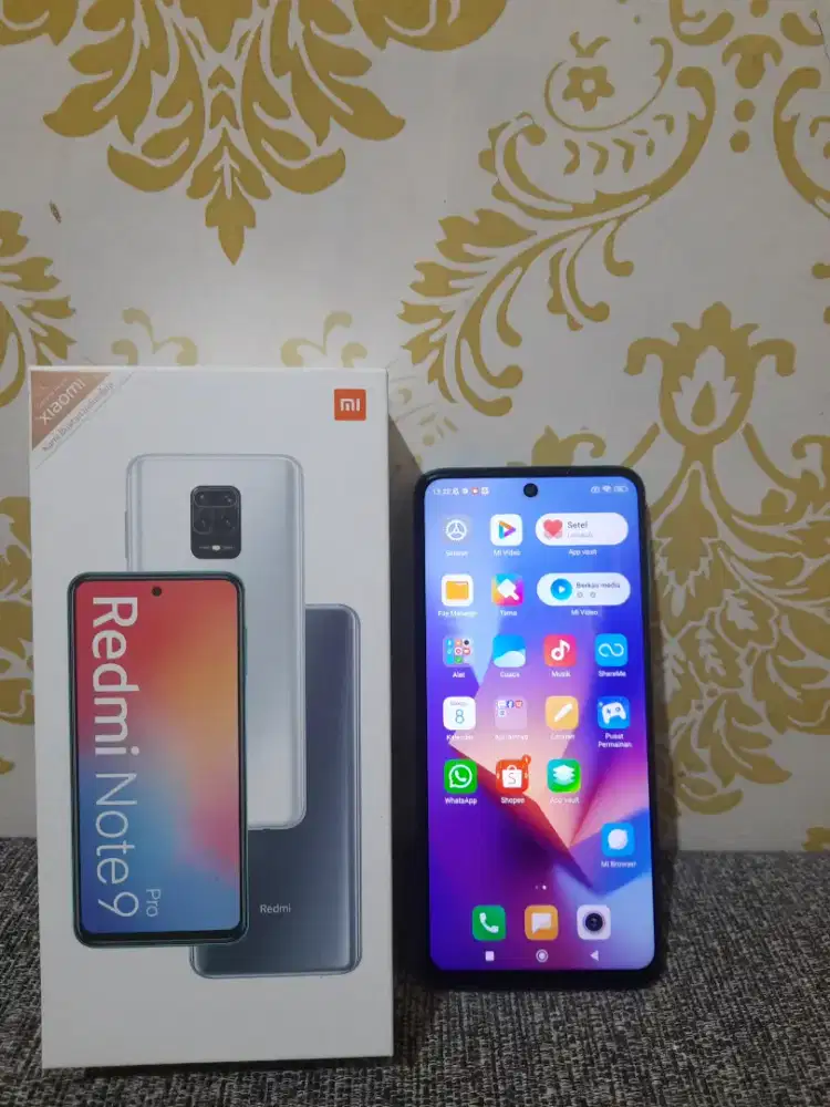 Xiaomi Redmi Note 9 Pro, Ram 6/64 GB, Normal tidak ada minus, Fullshet