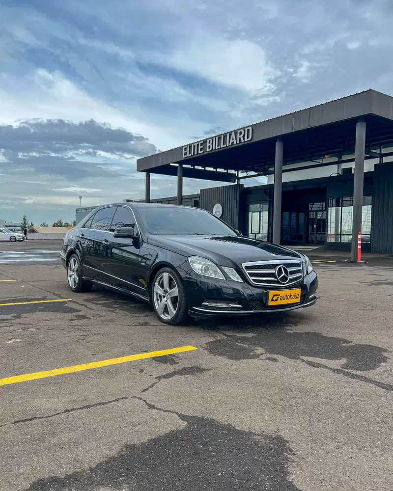 MERCEDES-BENZ E300 E 300 ELEGANCE 2011
