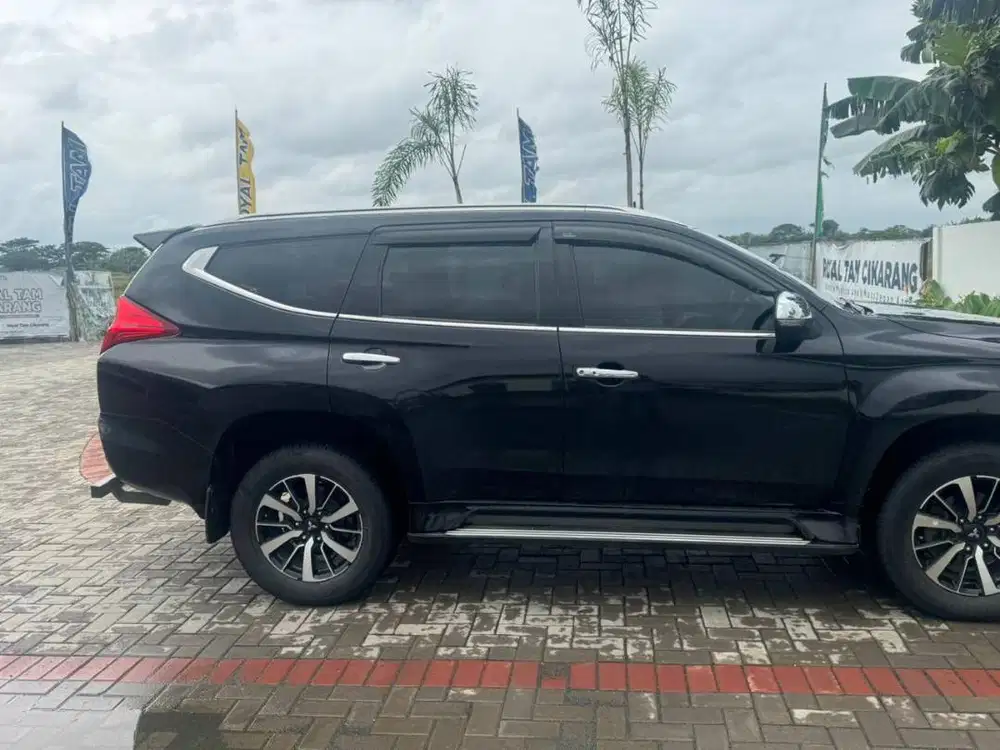Jual Murah Butuh Uang Pajero Ultimate 2018 hanya 300an saja