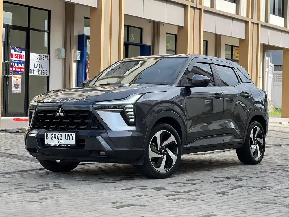 LIKENEW MITSUBISHI XFORCE 1.5 ULTIMATE BENSIN ABU-ABU 2025 NIK 2024