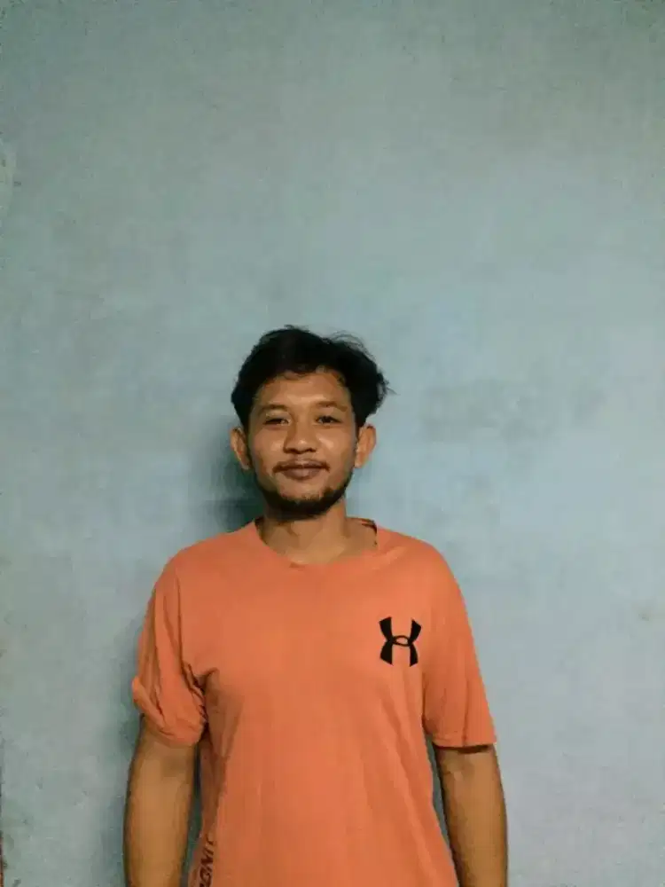 Butuh pekerjaan/mencari pekerjaan