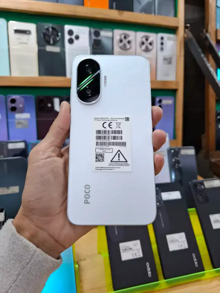 poco f7  second like new