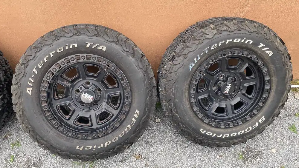 Paket Ban dan Velg Bfgoodrich All-Terrain dan Velg HSR Wheel XTS02