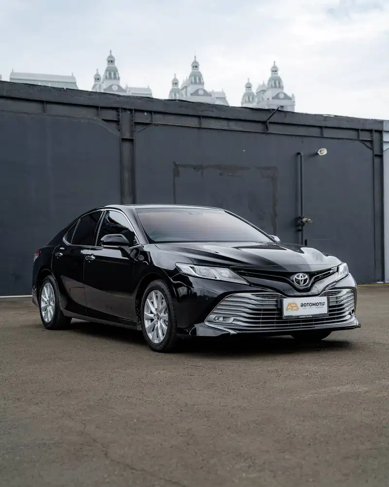 Toyota Camry 2.5 V AT XV70