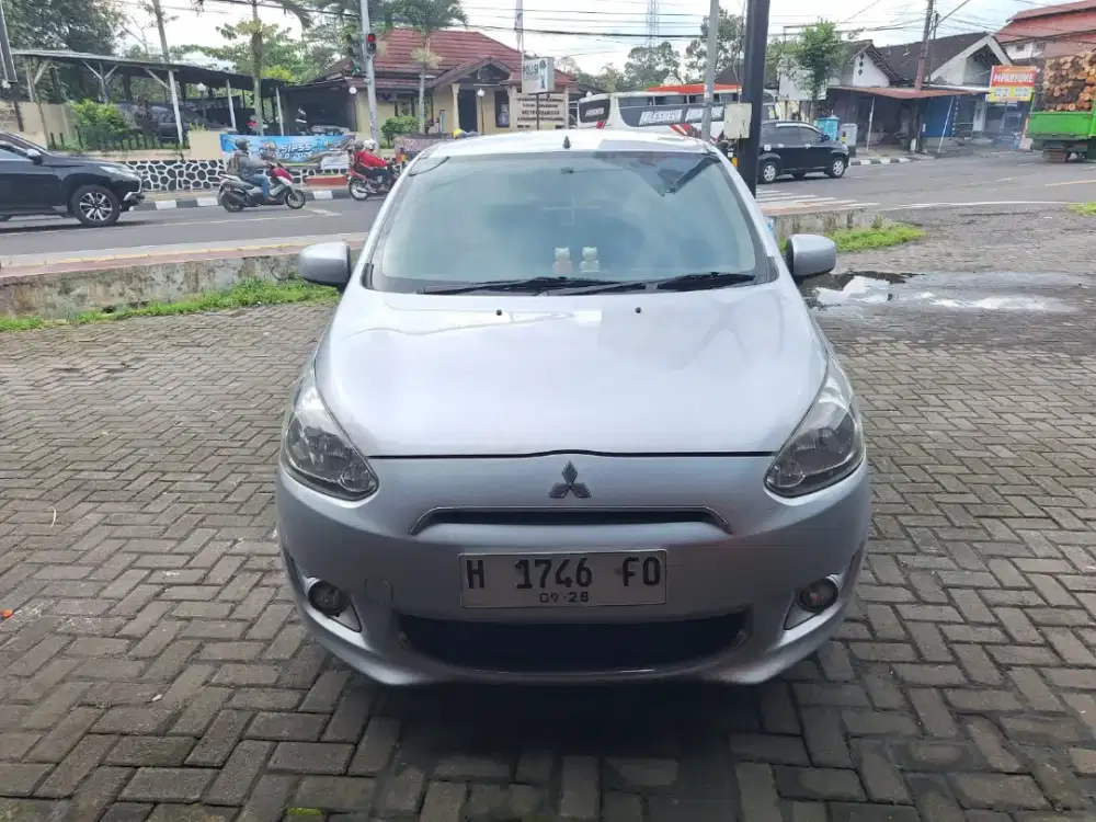 Mitsubishi Mirage 2013 Silver Transmisi Manual