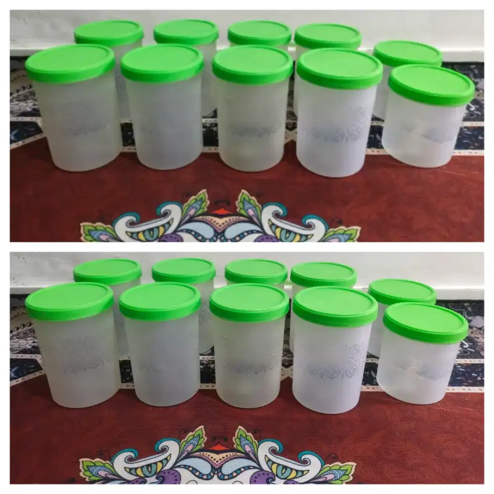 Di jual murah toples 10 pcs kondisi masih bagus.