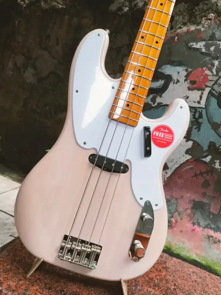bass squier precision cv50s by fender