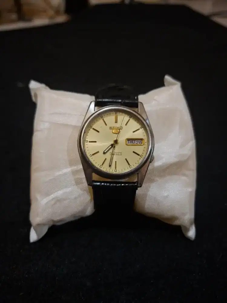 seiko 5 automatic