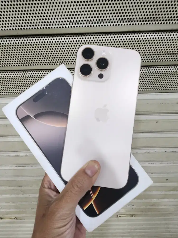 Iphone 16 pro max 256gb inter cukai alias sinyal aman 100%