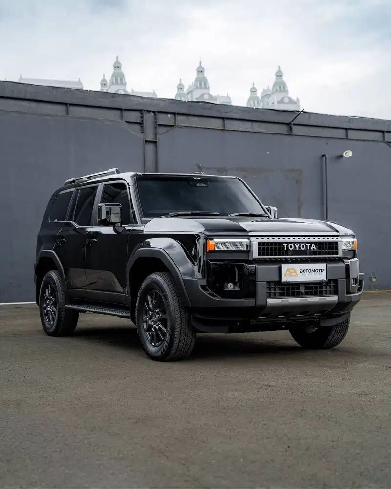 Toyota Land Cruiser Prado 250 VX 2.7 Petrol 2024