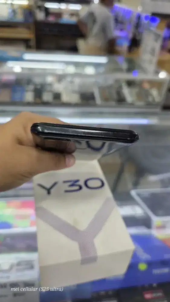 vivo y30 Ram 4/128 secound