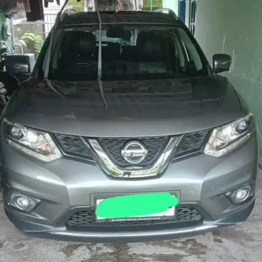 Nissan X-Trail 2.0 AT 2017 Abu Abu