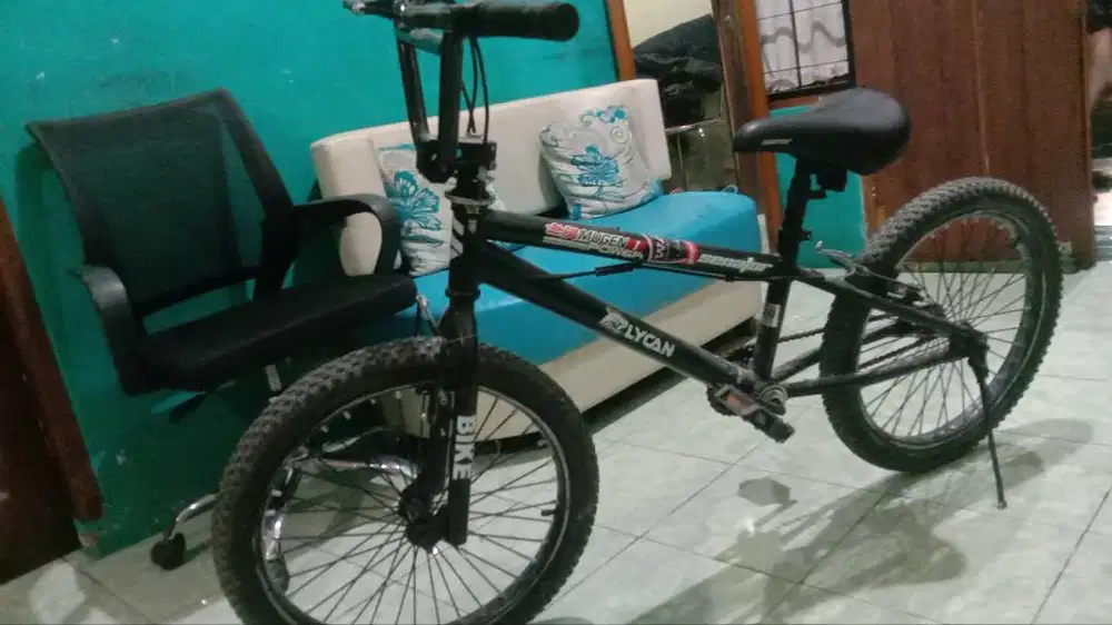 dijual sepeda bekas merk senator Lican