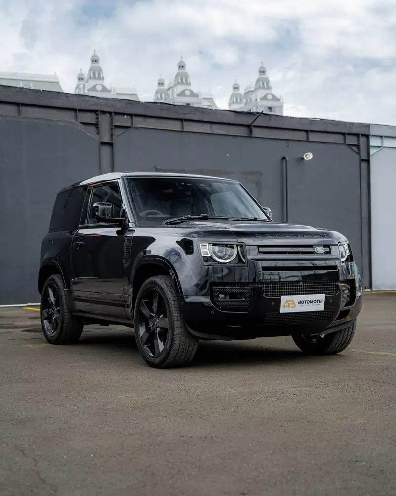 Land Rover Defender 90 V8 Bond Edition 007 Limited Edition