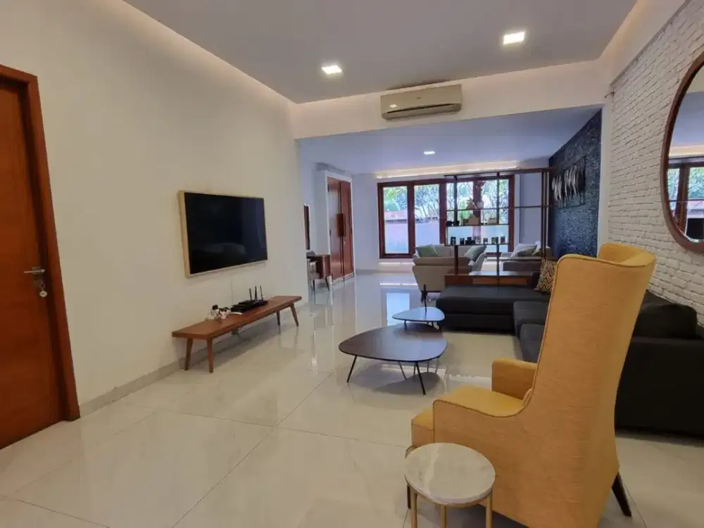 Kebayoran Baru Rumah Cantik Strategis Dekat Senayan Simprug Sinabung Martimbang Hang Lekiu