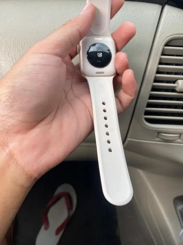 apple watch SE gen 2 40mm IBOX