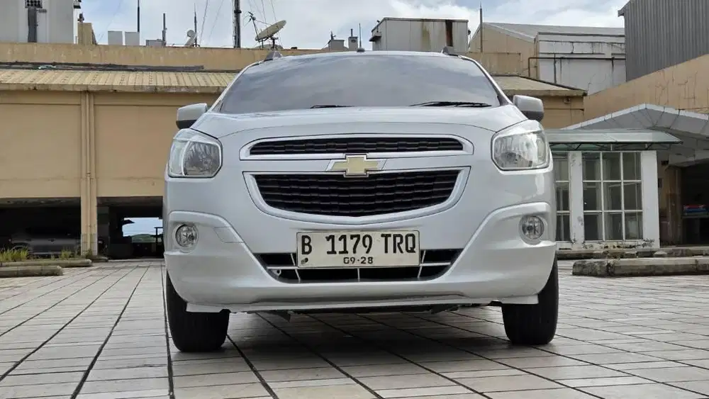 (LOW KM) Chevrolet SPIN LTZ AT 2013