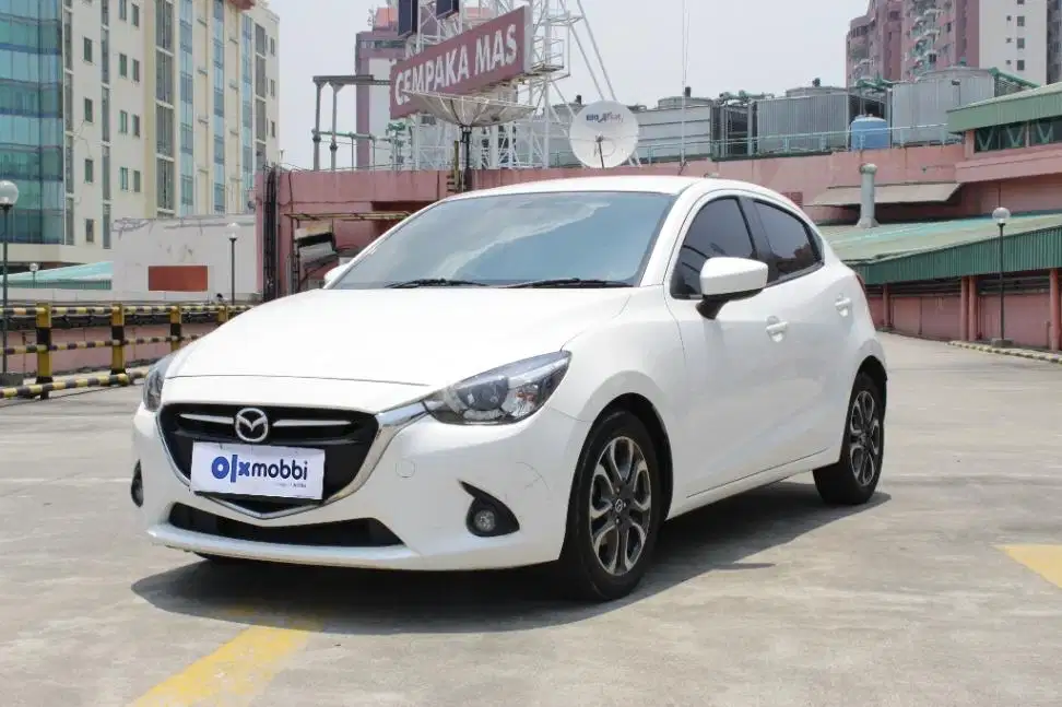 TDP 8,JT, Mazda 2 1.5 Skyactiv Bensin-AT Putih 2016