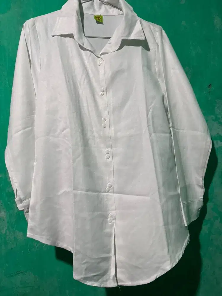 Kemeja Putih Lengan Panjang Size M