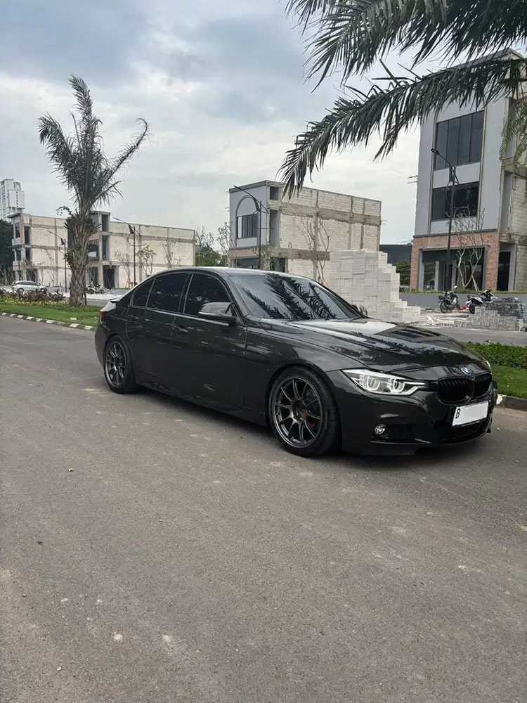 2016 BMW F30 320i Sport LCI Full Mods