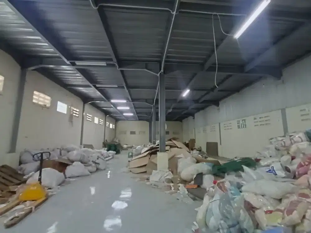 TERMURAH!!! jual dan disewakan gudang akses 40 Feat di Marunda centre Tarumajaya Bekasi