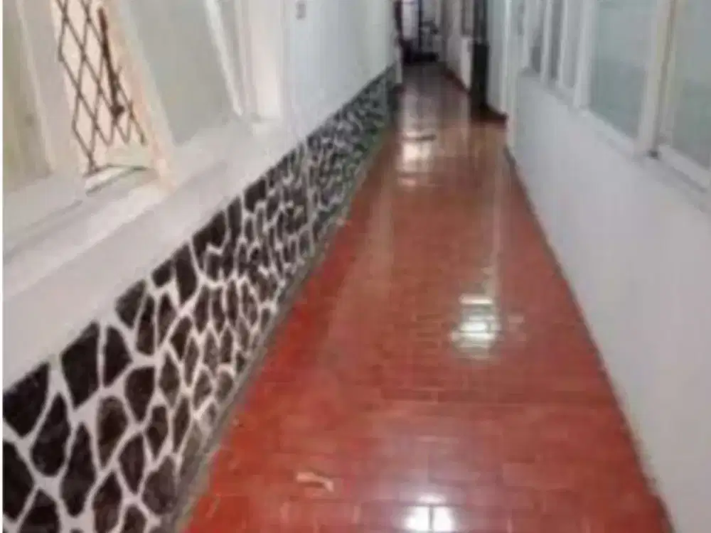 Disewakan Ruang Usaha di Jl. Bengawan, Cihapit Cocok untuk dijadikan kantor, resto dan cafe