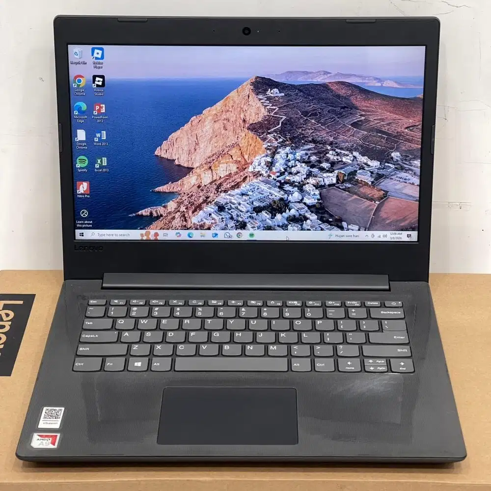 Laptop Lenovo 81H4 AMD A9-9425 RAM 8 SSD 25626