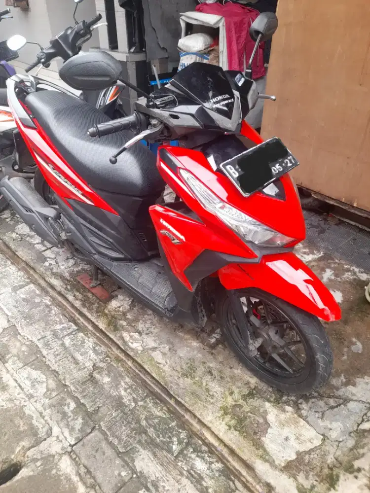 VARIO 125 ISS bsd serpong