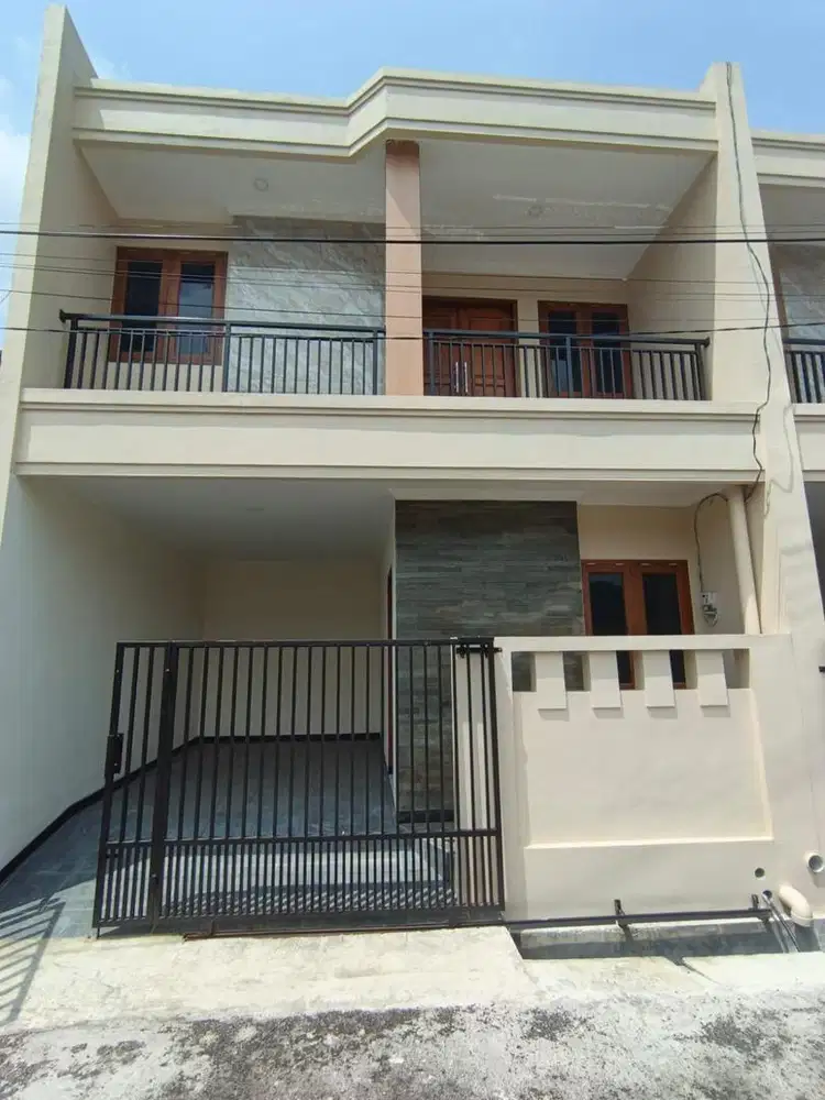 RUMAH BARU TUMPANG DEKAT KELUD GAJAHMUNGKUR SEMARANG