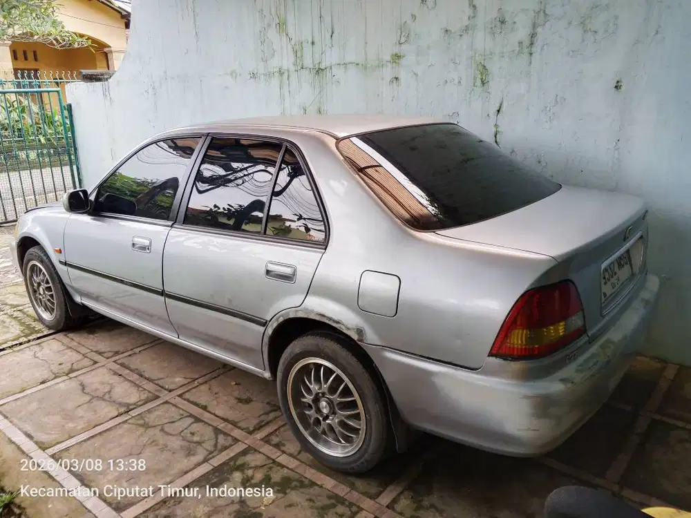 Honda sedan Type City Z 2001