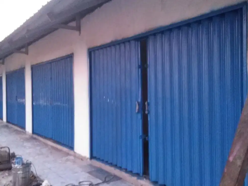 Terima pesanan pintu htmonika