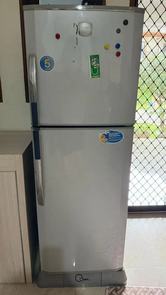 Kulkas LG 2 Pintu