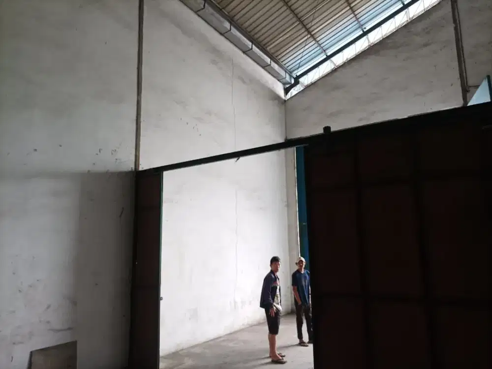 BISA NEGO! Dijual Gudang SHM 400meter dekat tol di Komplek Pergudangan Kosambi Permai Tangerang