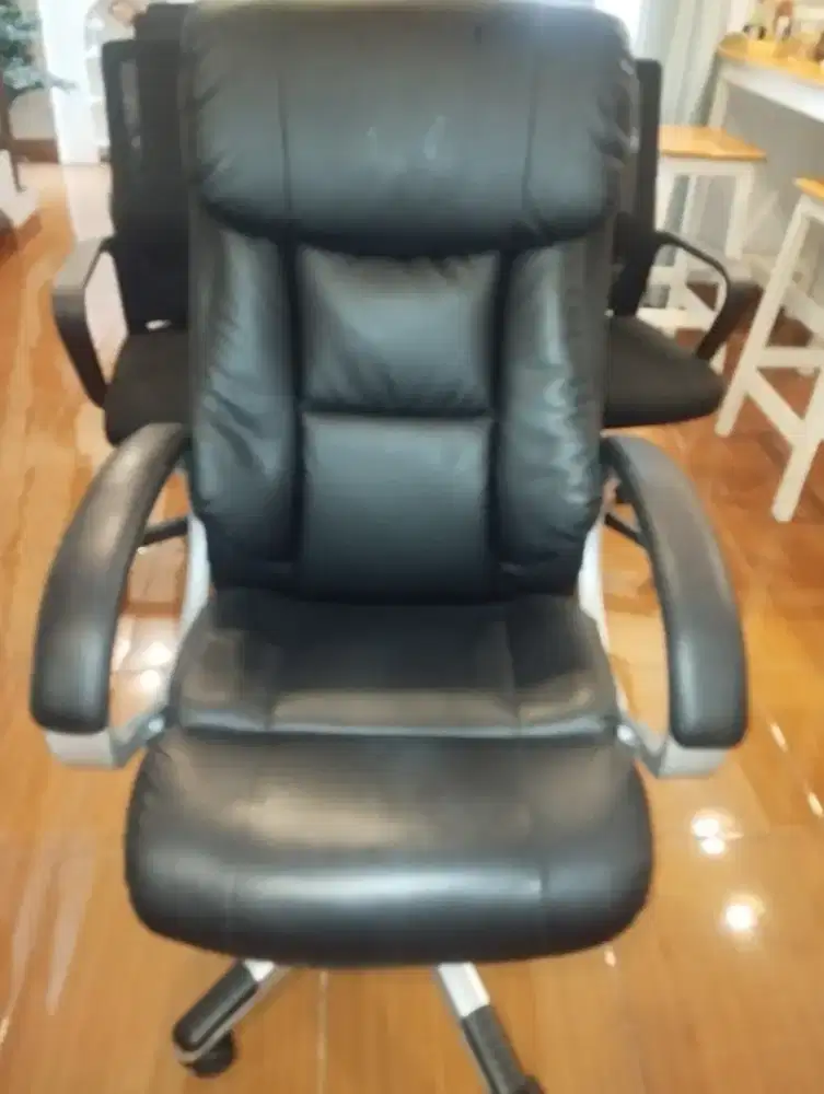 Kursi kerja executive informa