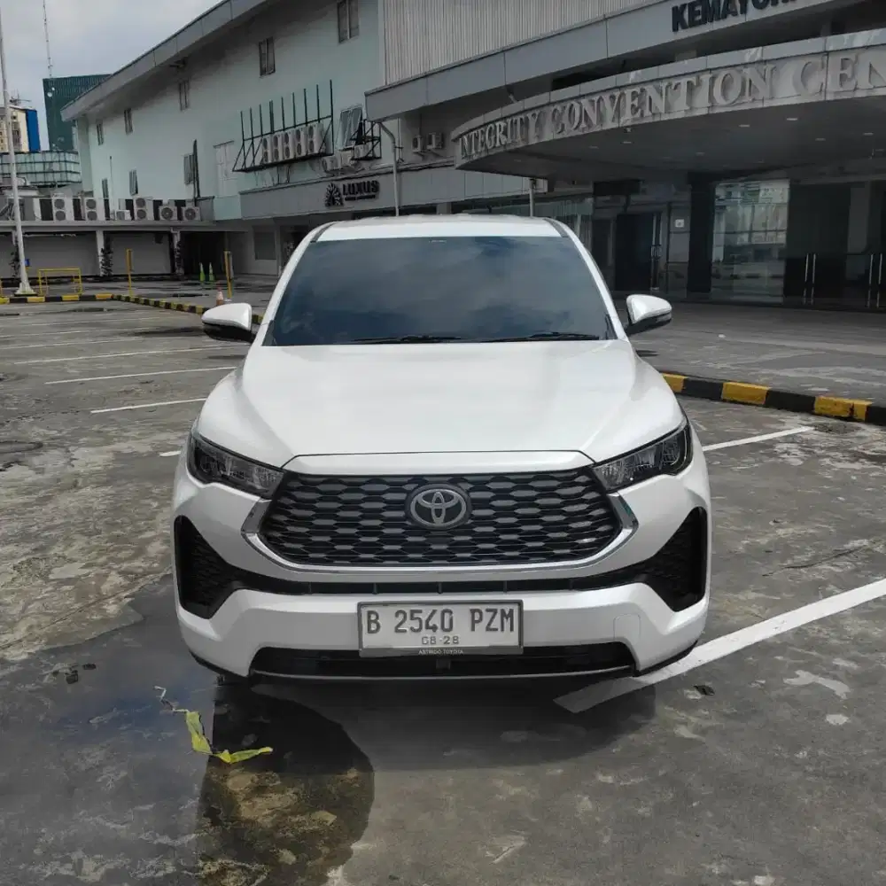 Innova Zenix G 2.0 Hybrid 2023 Putih