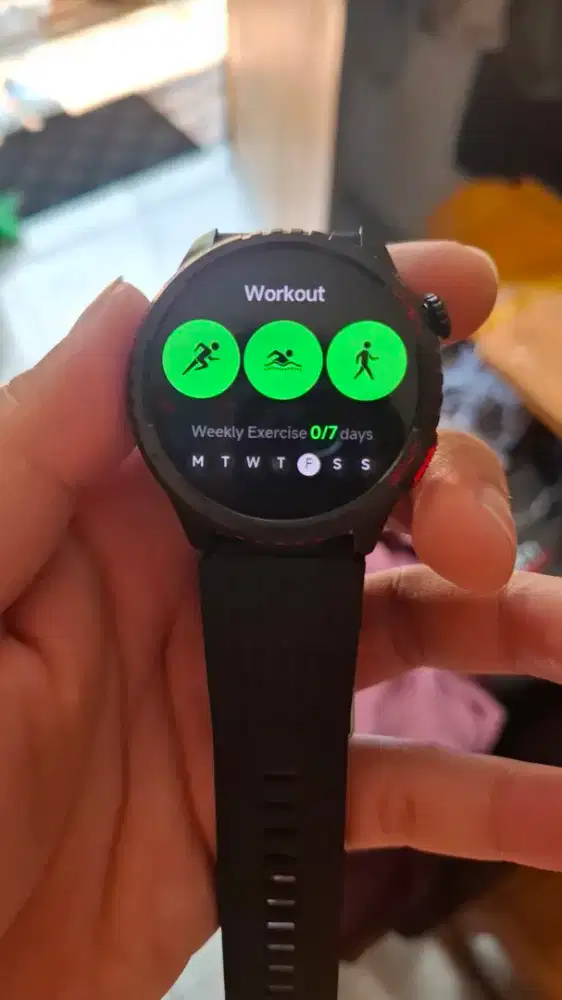 SKMEI B77, layar 1.43 AMOLED.