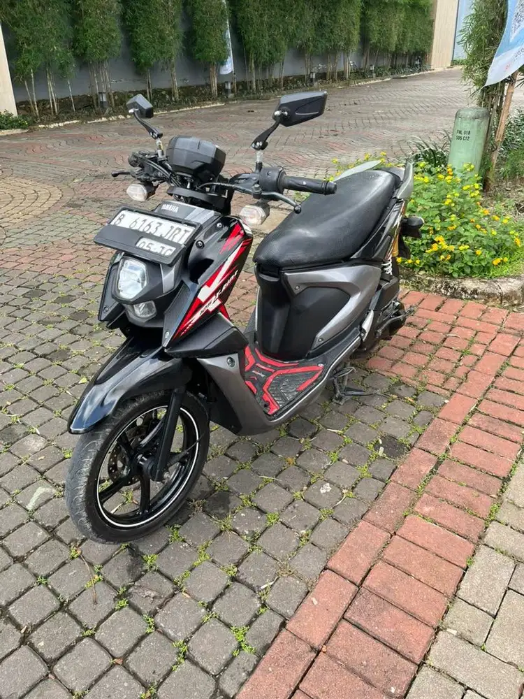 Yamaha Xride 125 Cc Hitam Gloosy