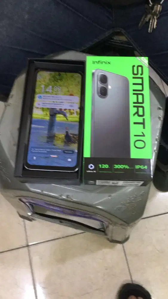 Dijual infinix smart 10 4+4/128
