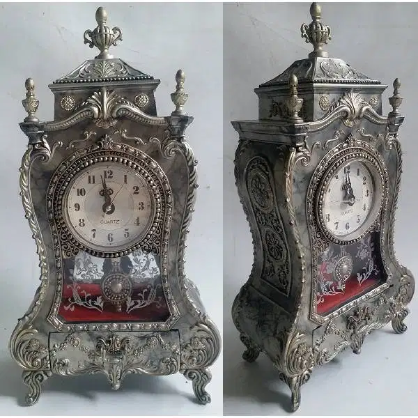 Vintage box perhiasan antik dengan jam dan music Eropa style