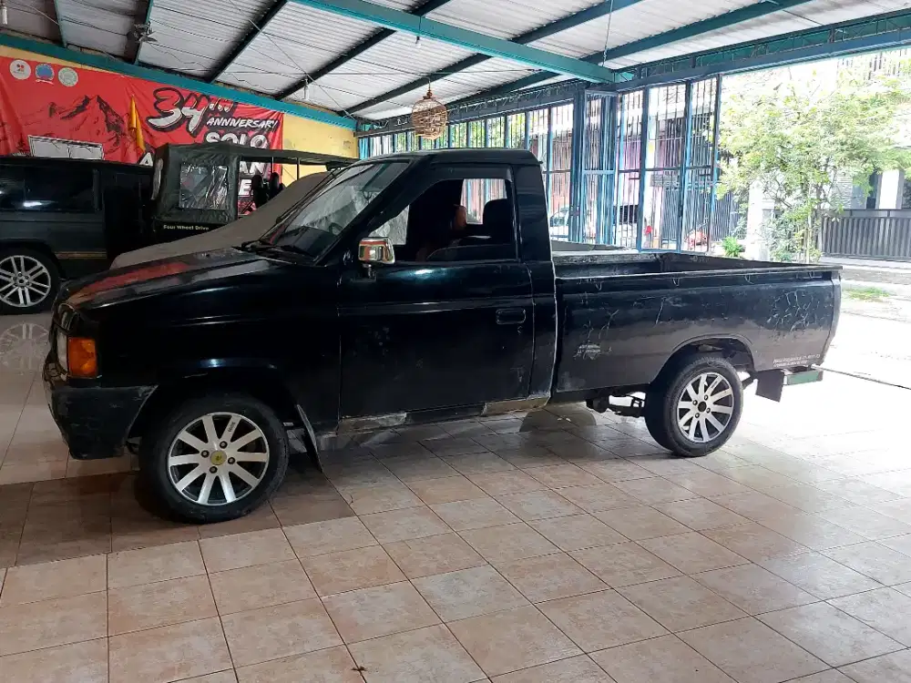 Panther pick up 2001 AD muarah