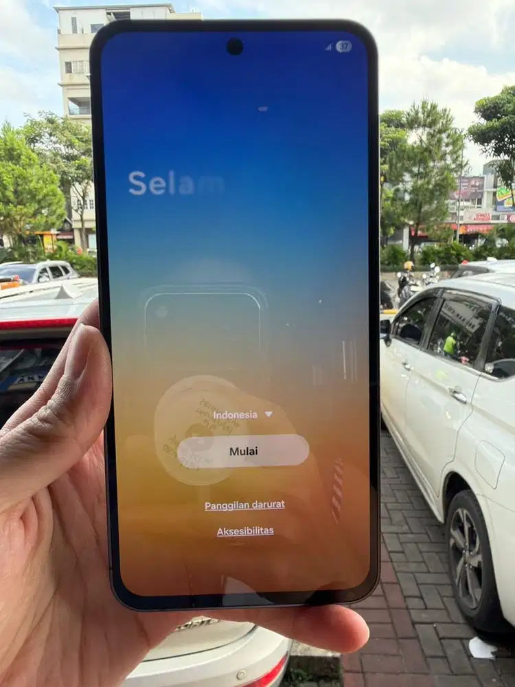 Good Condition Samsung Galaxy S24 FE