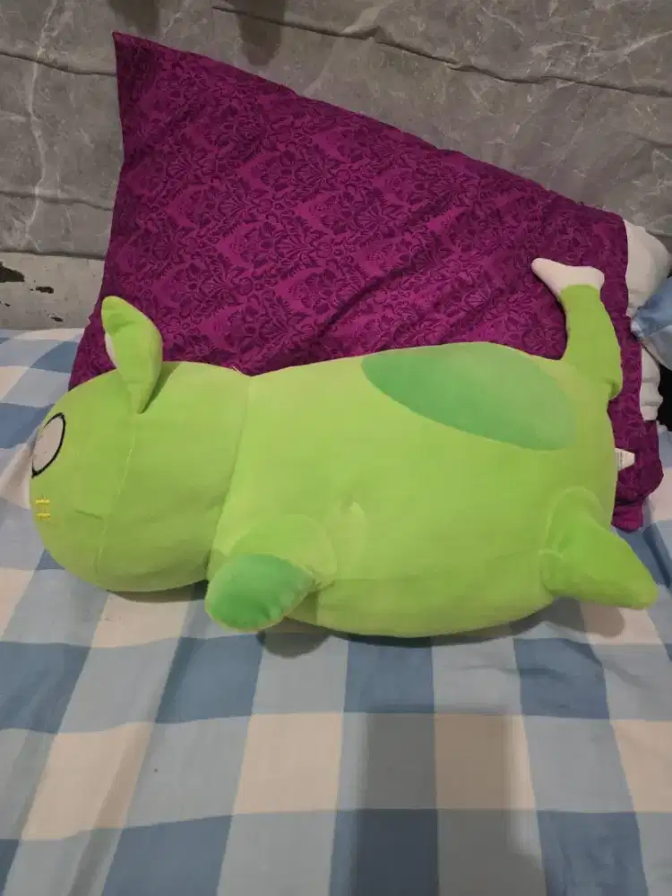 Boneka kucing medium