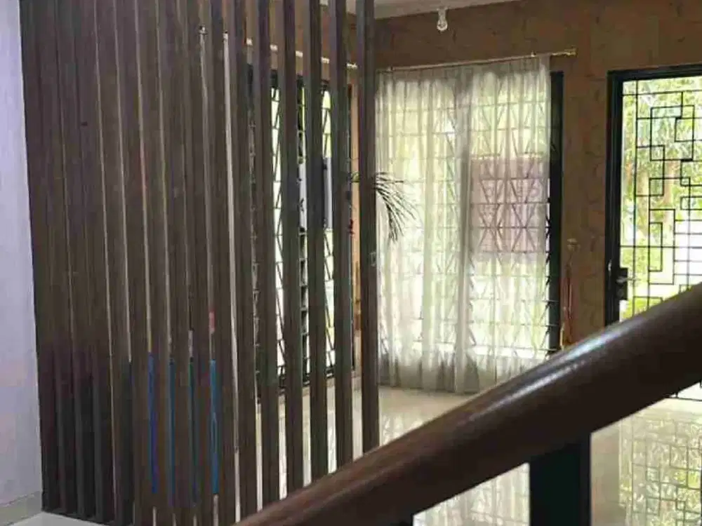 Dijual Rumah 3 lantai cluster Arana  harapan indah. Bekasi